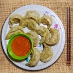 Steam chicken momos