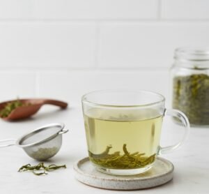 Healthy Drinks for Glowing Skin – 10 Natural Recipes & Tips 10 tea