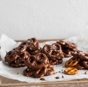Chocolate coated Pretzels Clusters