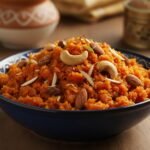 carrot halwa recipe in a bowl